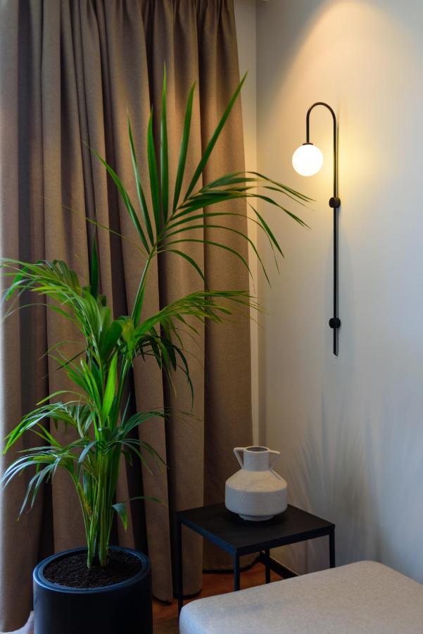 Junior Suite mit Meer- und Poolblick und Balkon